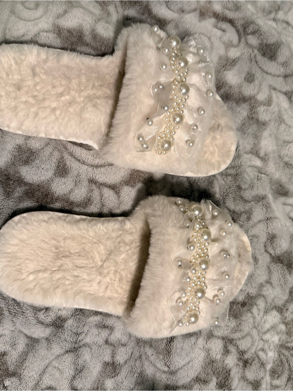 Faux Fur Pearl-Embellished Slide Slippers - Cream
